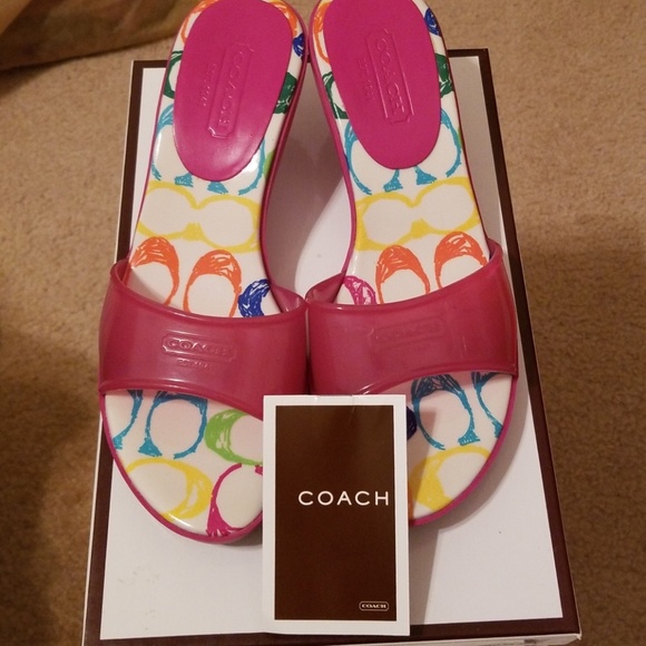 Shoes - Picture 6 of 8